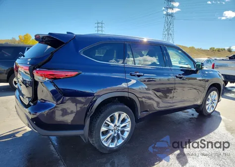 2021 Toyota Highlander Hybrid Limited z USA, uszkodzony, nr VIN 5TDXBRCH8MS054602
